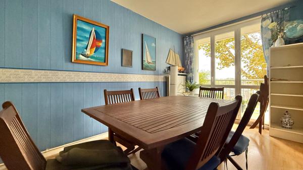 Appartement Corbeil Essonnes 4 pièce(s) 89.24 m2