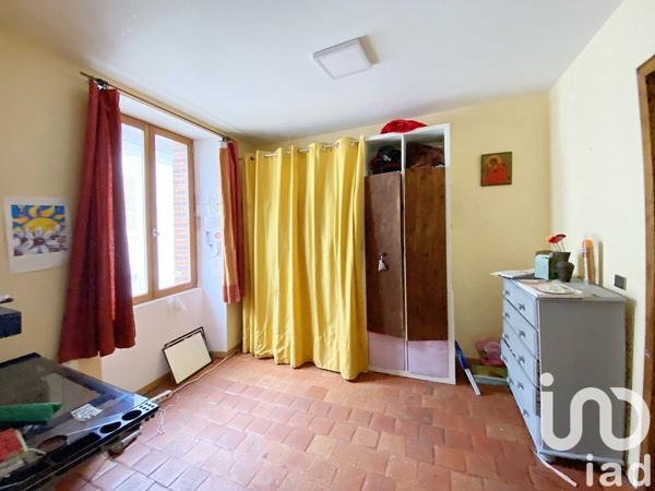 Maison de village 5 pièces de 91 m² à Saint-Fargeau (89170)