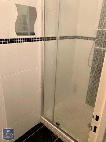 Appartement à louer 5 pièces 96.91m²