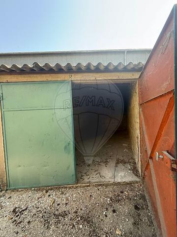 Stationnement à louer - Chalon-sur-Saône, Saône-et-Loire - 71