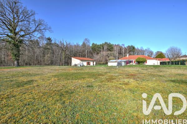 Maison à vendre 6 pièces 93 m² Saint-Priest-Taurion