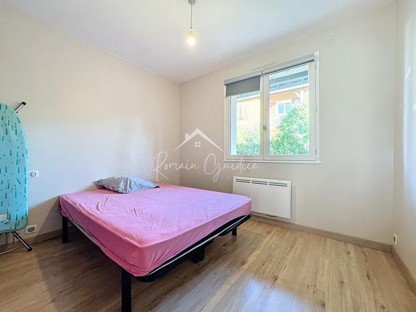 Saint-Georges-de-Luzençon (12100) MAISON F6 136 M² AVEC STUDIO INDÉPENDANT