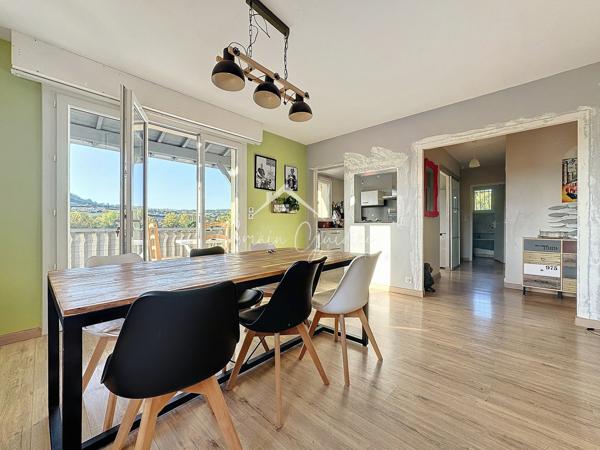 Saint-Georges-de-Luzençon (12100) MAISON F6 136 M² AVEC STUDIO INDÉPENDANT