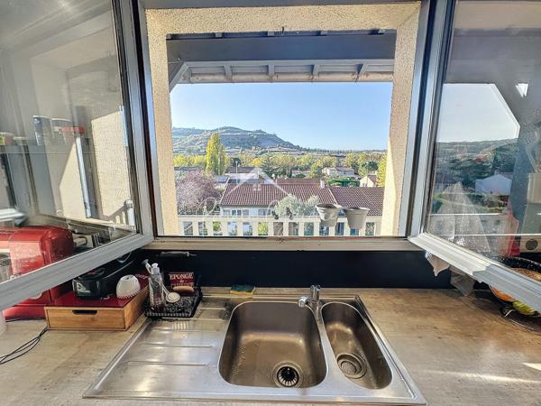 Saint-Georges-de-Luzençon (12100) MAISON F6 136 M² AVEC STUDIO INDÉPENDANT