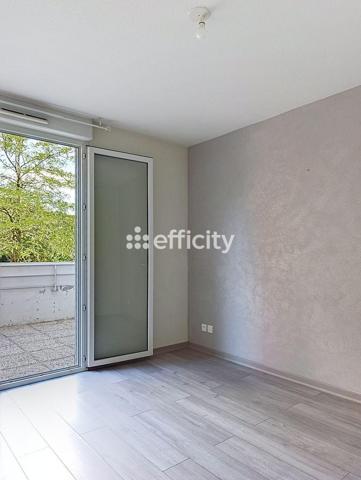 Appartement
         3 pièces
        - 65 m² Exclusivité 174 000 € *