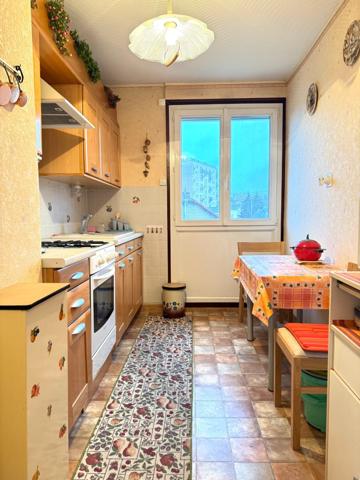 À vendre grand appartement F4 Idéal pour Famille ou Investissement - MANTES LA VILLE (78)