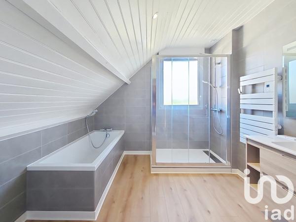 Pavillon 7 pièces de 145 m² à Beaulieu-sur-Layon (49750)