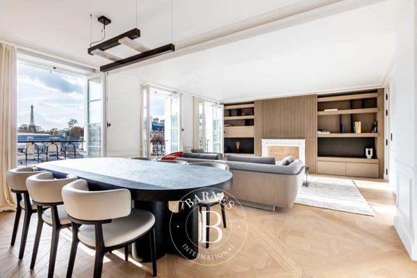 Paris 8ème, Appartement 1 Chambre -  75 m² à vendre