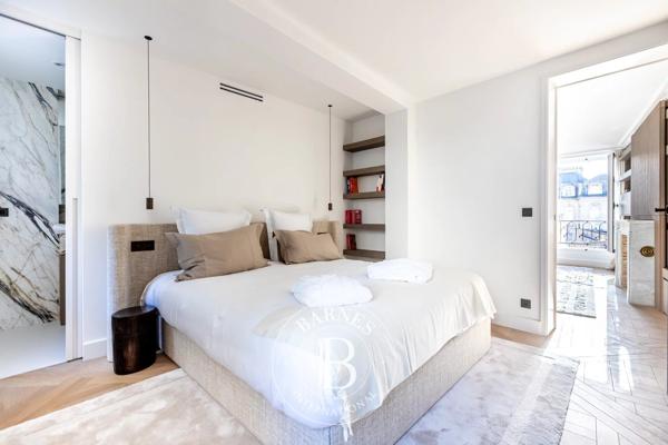 Paris 8ème, Appartement 1 Chambre -  75 m² à vendre