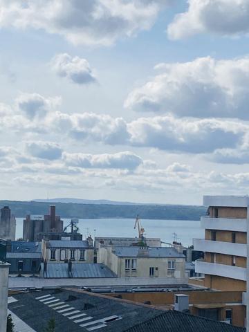 Brest Saint-Michel – Élégant duplex T7 avec vue sur la rade