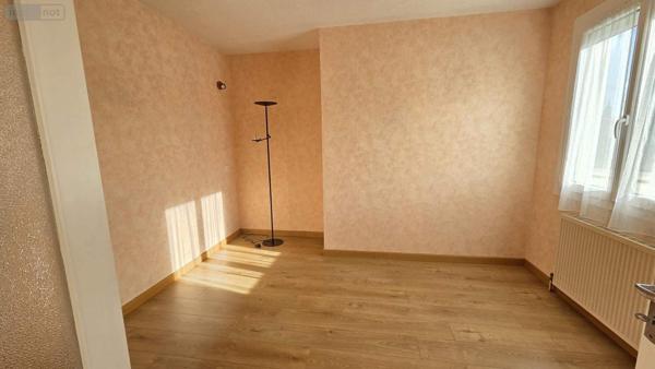 Maison à vendre à Noyal-sur-Vilaine en Ille-et-Vilaine (35530), ref : 019/5512 MCB gare centre ville