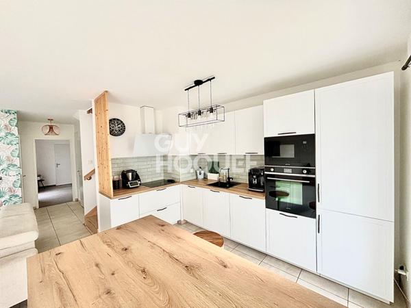 Maison à vendre à Bron T4 - 3 chambres, Etat neuf !