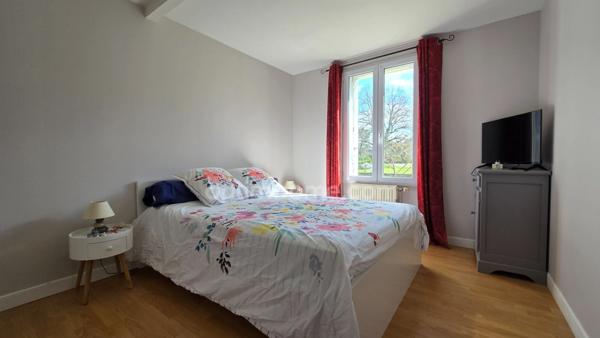 Superbe longère de 1900 – Charme, volumes et prestations extérieures sur Léognan (33)