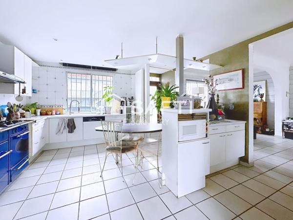 Maison avec jardin plein sud et dépendance – Bordeaux Bacalan