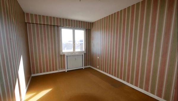 Appartement à vendre 5 Avec stationnement à rénover LIMOGES (87)