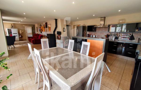 Maison de 200 m²