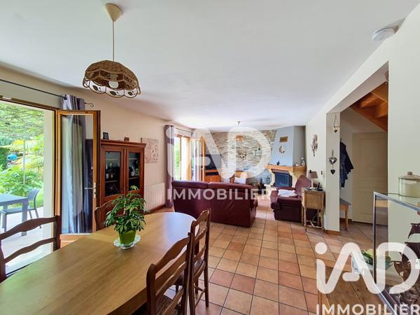 Maison à vendre 5 pièces 145 m² Lumigny-Nesles-Ormeaux