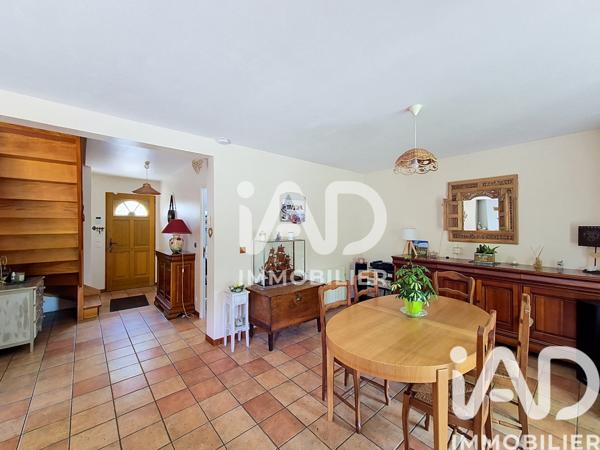 Maison à vendre 5 pièces 145 m² Lumigny-Nesles-Ormeaux