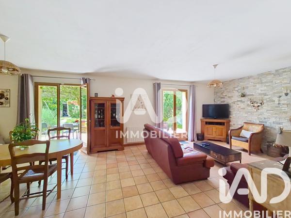 Maison à vendre 5 pièces 145 m² Lumigny-Nesles-Ormeaux
