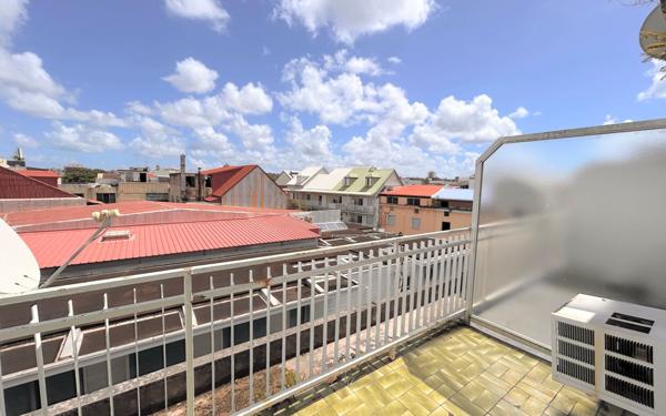 Appartement à vendre    2 pièces • 43,03 m2 Pointe-à-Pitre