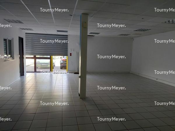 MERIGNAC- A LOUER LOCAL D'ACTIVITES DE 365 m²