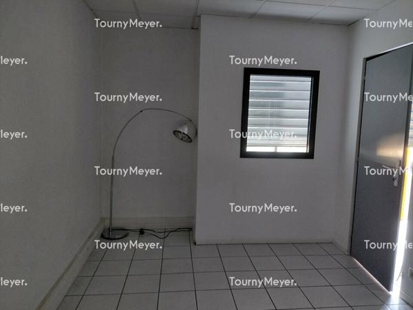 MERIGNAC- A LOUER LOCAL D'ACTIVITES DE 365 m²