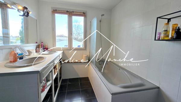 Maison mitoyenne T4/5 de 125m² - terrasse, piscine et jardin