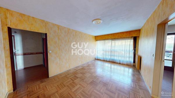 À vendre : Appartement 3 pièces à Athis Mons a Rénover-