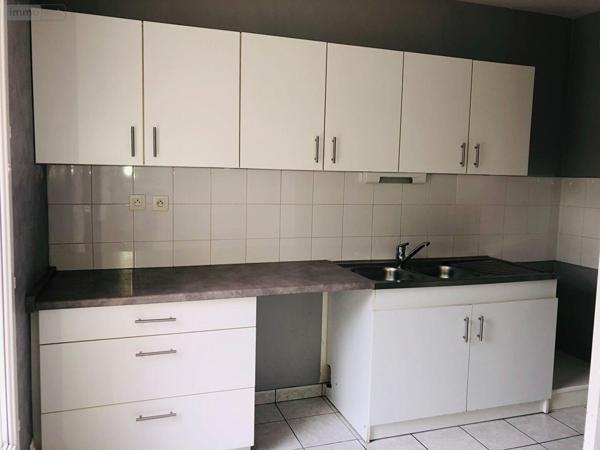 Appartement à louer à Mordelles en Ille-et-Vilaine (35310), ref : 048-L873-M