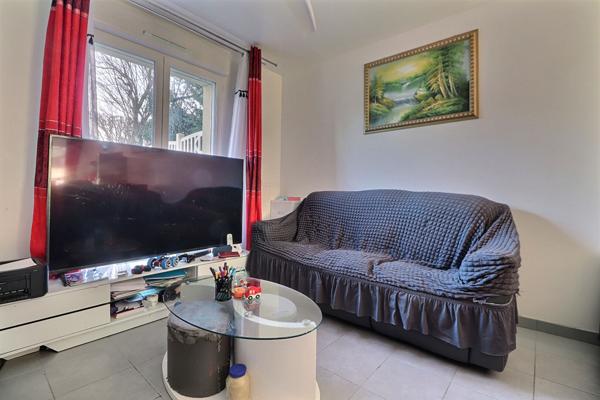 Maison à vendre à Mériel - 5 pièces, 4 chambres, excellente condition