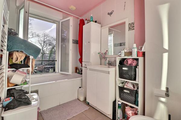 Maison à vendre à Mériel - 5 pièces, 4 chambres, excellente condition