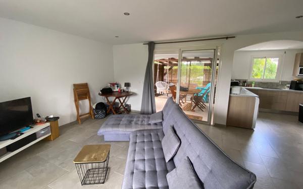 Appartement à vendre    3 pièces • 75 m2 Le Diamant