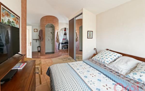 Maison à vendre    5 pièces •  Agde