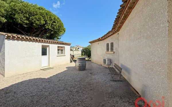 Maison à vendre    5 pièces •  Agde