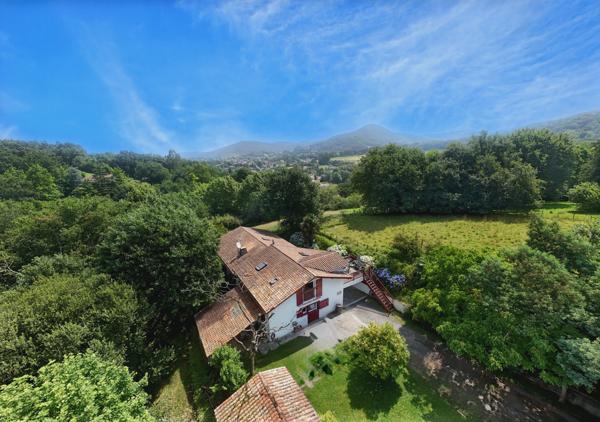 Maison 220m2 avec en 3 logements indépendants 