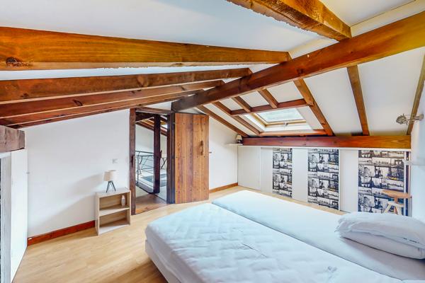 Maison 220m2 avec en 3 logements indépendants 