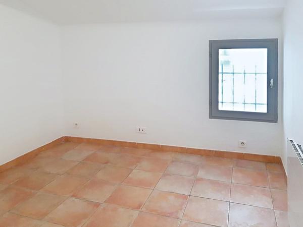 BEAUCAIRE CENTRE – T3 LIBRE – IDÉAL INVESTISSEMENT OU PREMIER ACHAT