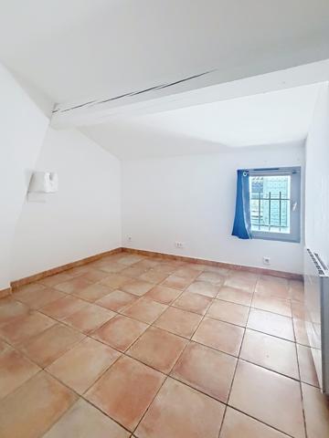 BEAUCAIRE CENTRE – T3 LIBRE – IDÉAL INVESTISSEMENT OU PREMIER ACHAT