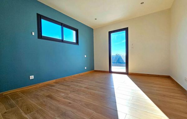 MAISON CONTEMPORAINE DE 178 M2 SUR LES HAUTEURS DE  SAINT DONAT SUR L'HERBASSE