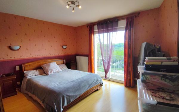 Maison à vendre    4 pièces •  Terrasson-Lavilledieu