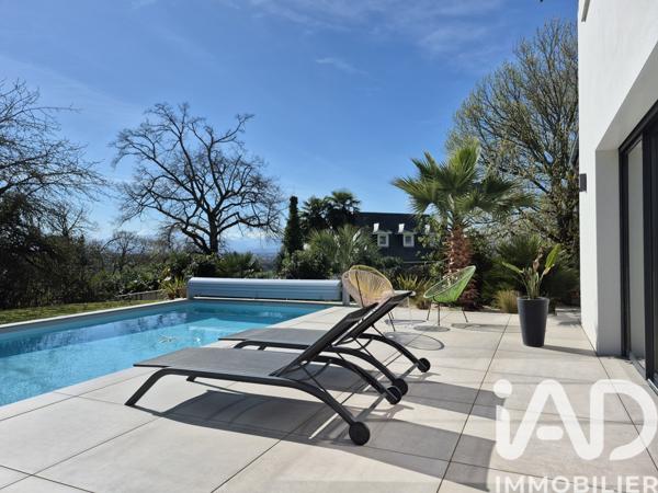 Maison à vendre 7 pièces 162 m² Sauvagnon