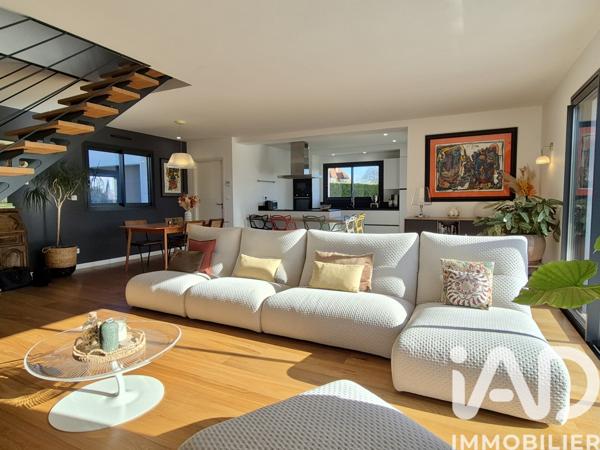 Maison à vendre 7 pièces 162 m² Sauvagnon