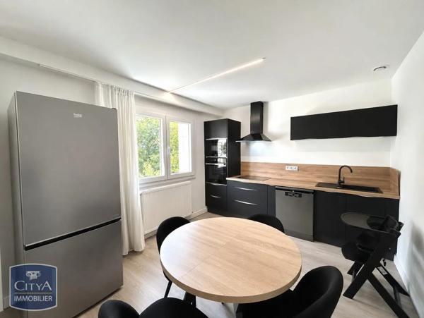 Maison à louer 4 pièces 83.4m² Firminy (42700)