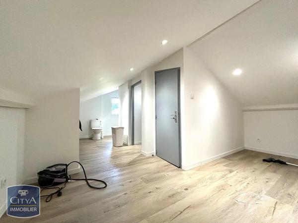 Maison à louer 4 pièces 83.4m² Firminy (42700)