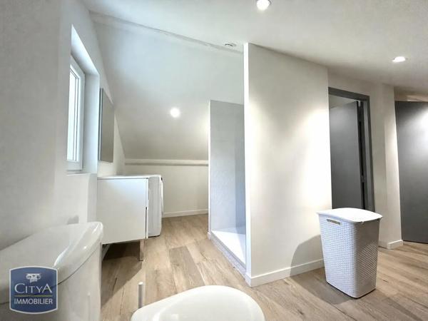 Maison à louer 4 pièces 83.4m² Firminy (42700)