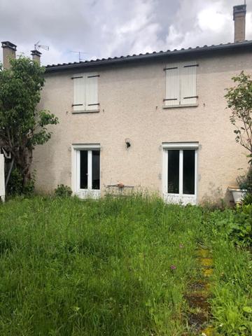 Achat maison Mercuès - 7 pièce(s) - 210 m² - 118 000 €