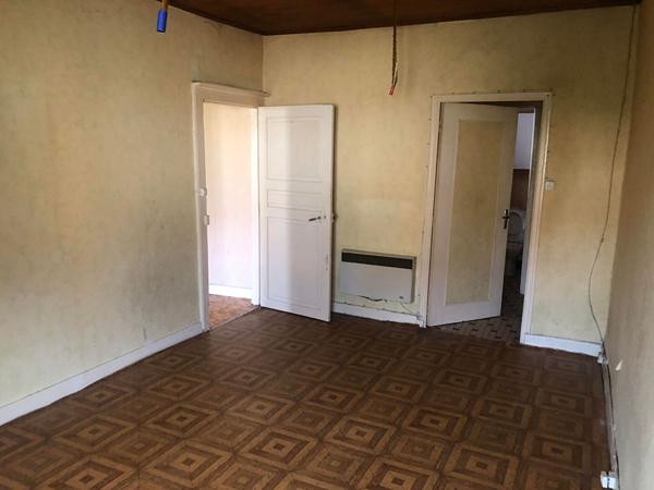 Achat maison Mercuès - 7 pièce(s) - 210 m² - 118 000 €