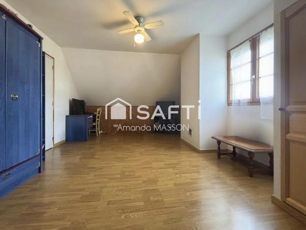 Maison 4 chambres - Vie possible en rez-de-chaussée - Garage et extérieur !