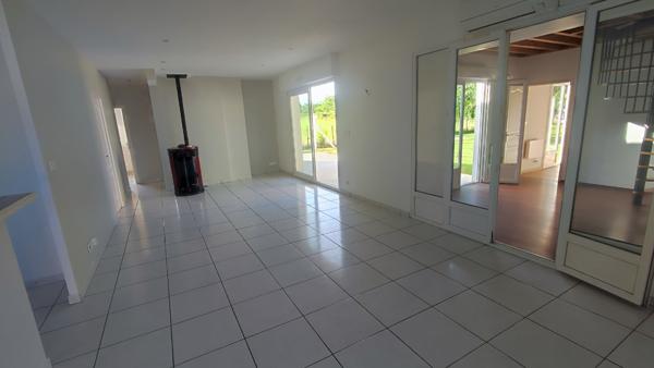 Précilhon (64400) MAISON PLAIN PIED 120 m² - SECTEUR CALME PROCHE DES COMMODITES