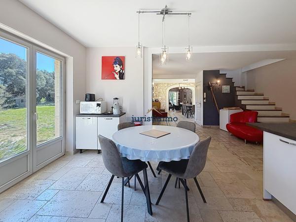 Saint-Restitut (26130) Belle villa avec piscine et studio dans environnement naturel préservé